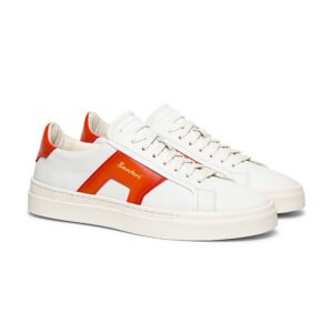 Sneakers da uomo in pelle bianca e arancione con doppia fibbia